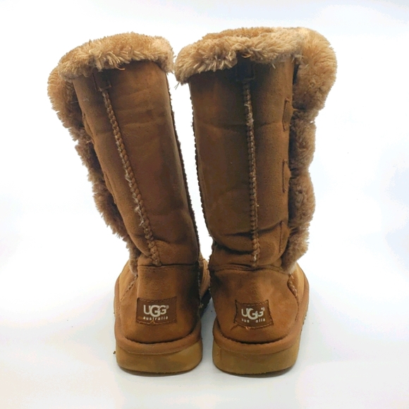 UGG Tan Bailey 3-button mid calf boots - Picture 5 of 10